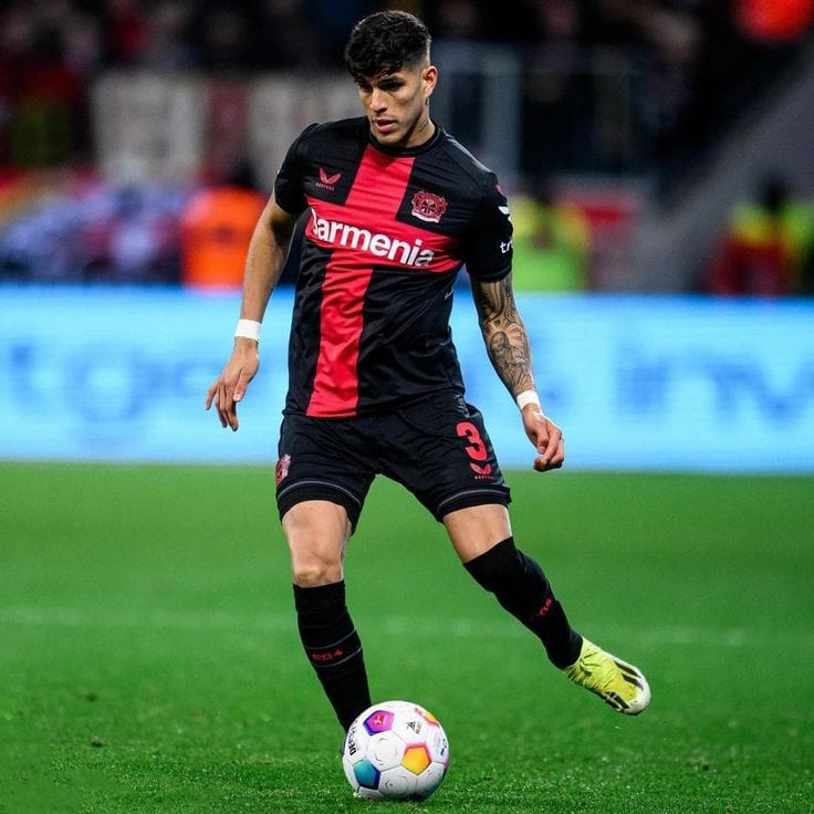 Piero Hincapie in Bayer Leverkusen kit ready to join Arsenal as Premier League defender