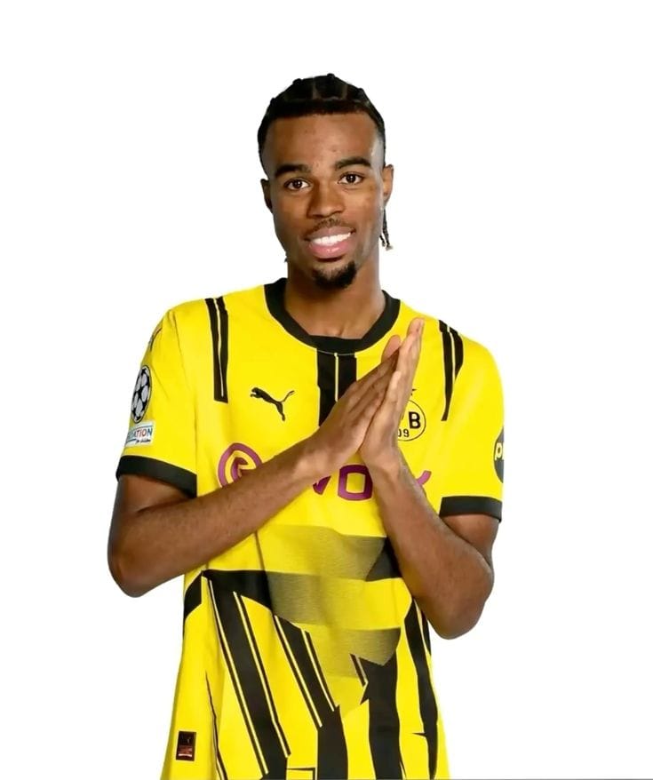 Carney Chukwuemeka signs five-year contract with Borussia Dortmund from Chelsea