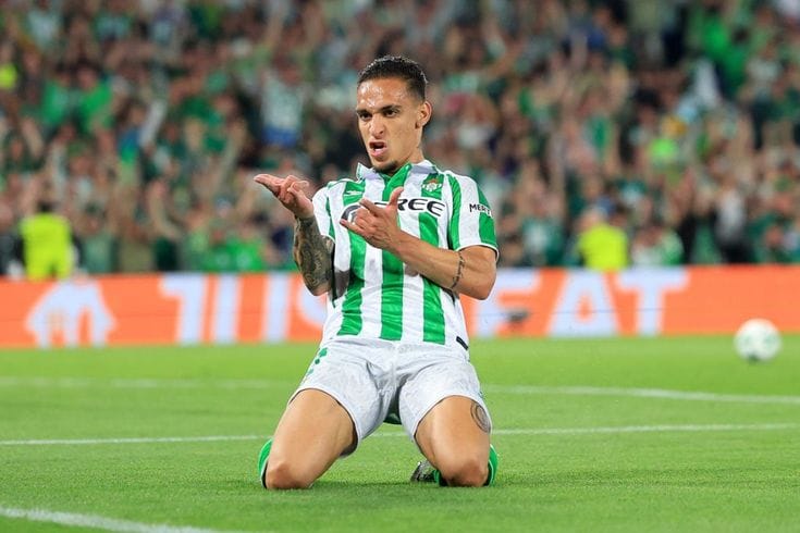 Real Betis fans celebrate after €25m signing of Antony from Manchester United