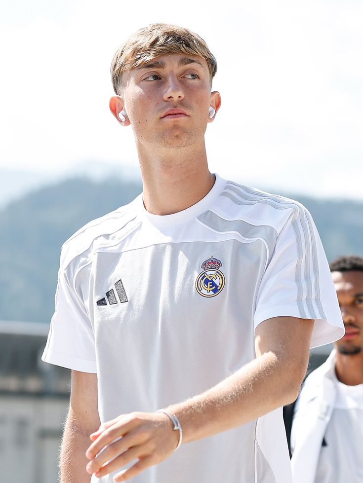 Confirmed lineups Real Madrid vs Real Sociedad – Mbappé, Vinícius, Arda Güler start for Madrid, Oyarzabal and Kubo lead Sociedad